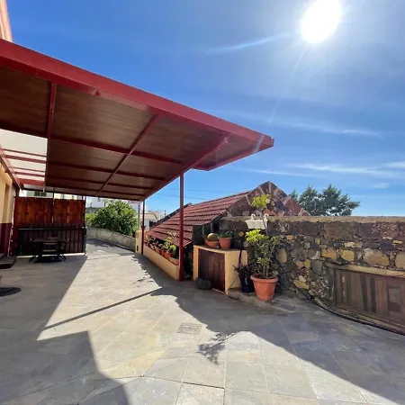 Warm House In With Stunning View Taibique